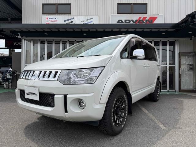 Mitsubishi DELICA D:5 2013 — фото автомобиля