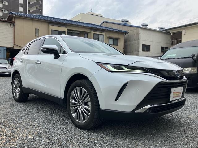 Toyota HARRIER HYBRID 2024 — фото автомобиля