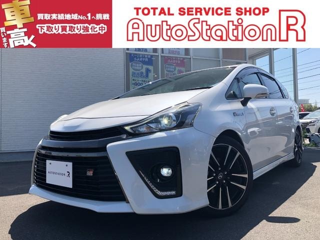 Toyota PRIUS ALPHA 2018 — фото автомобиля 1