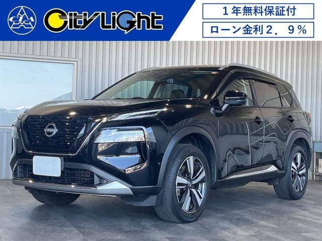 Nissan X-TRAIL 2023 — фото автомобиля