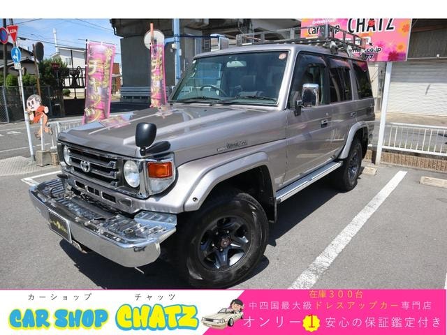 Toyota LAND CRUISER 70 2003 — фото автомобиля