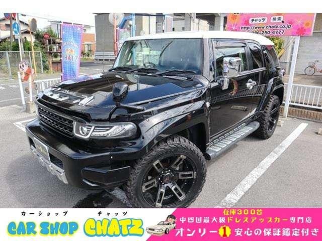 Toyota FJ CRUISER 2013 — фото автомобиля