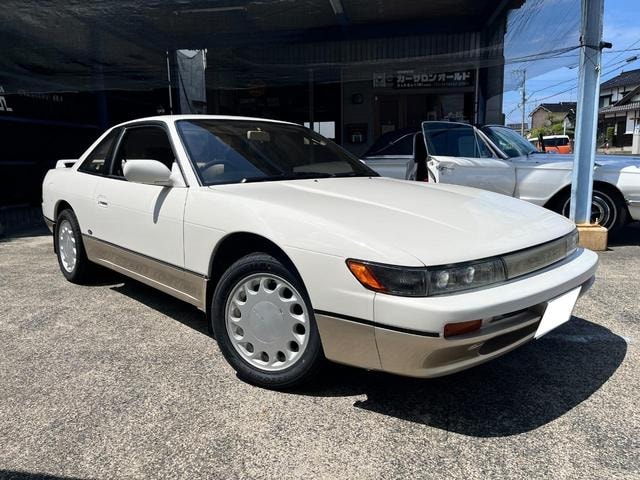Nissan SILVIA 1989 — фото автомобиля