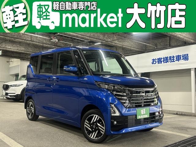 Nissan ROOX 2023 — фото автомобиля 1