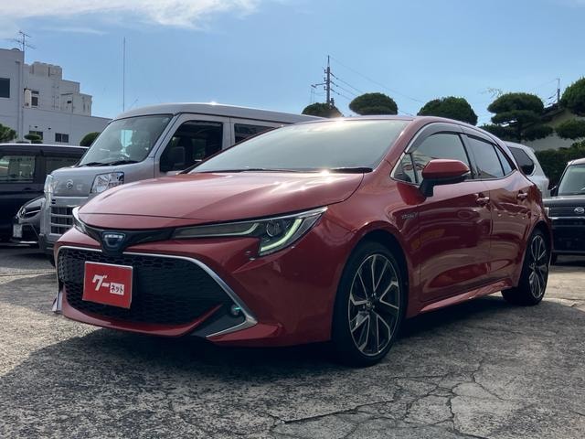Toyota COROLLASPORT 2019 — фото автомобиля 1
