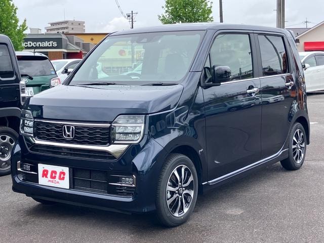 Honda N-WGN CUSTOM 2025 — фото автомобиля 1