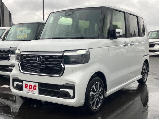 Honda N-BOX CUSTOM 2026 — фото автомобиля 1