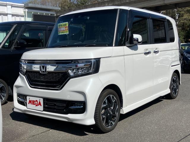Honda N-BOX CUSTOM 2020 — фото автомобиля 1