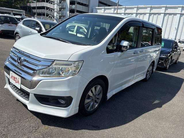 Honda STEPWAGON SPADA 2013 — фото автомобиля 1