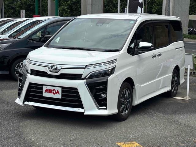 Toyota VOXY 2019 — фото автомобиля 1