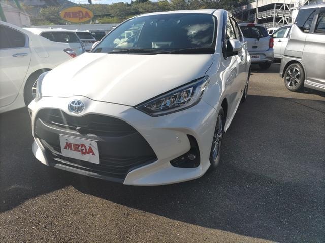 Toyota YARIS 2020 — фото автомобиля 1