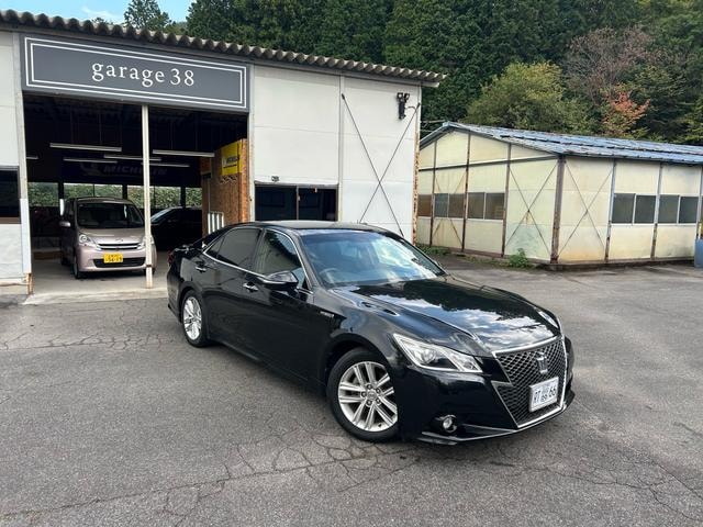 Toyota CROWN HYBRID 2013 — фото автомобиля