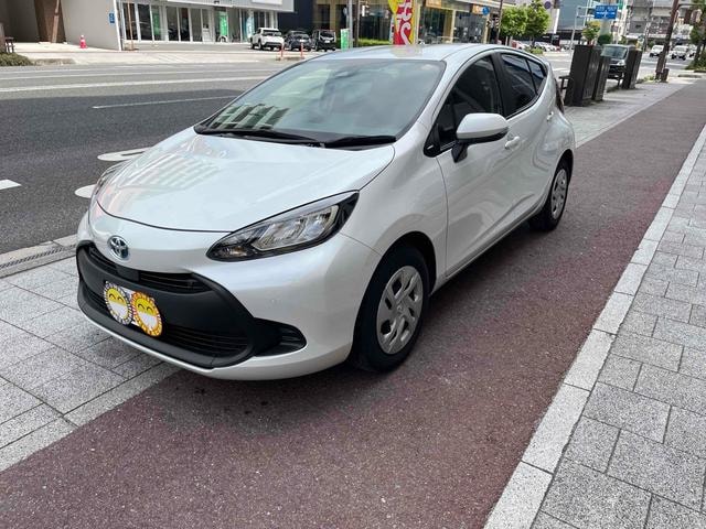 Toyota AQUA 2022 — фото автомобиля 1