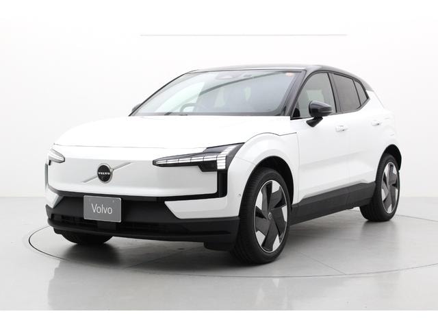 Volvo EX30 2025 — фото автомобиля 1
