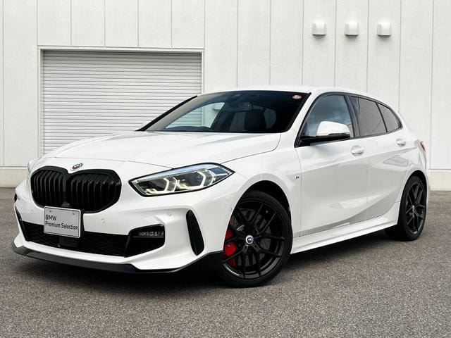 Bmw 1 SERIES 2022 — фото автомобиля 1