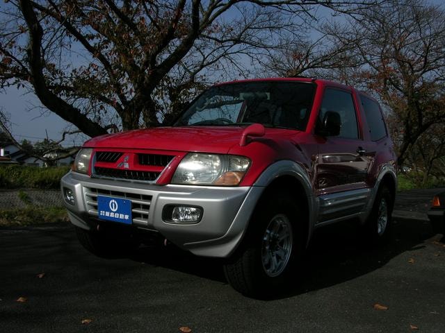 Mitsubishi PAJERO 2001 — фото автомобиля