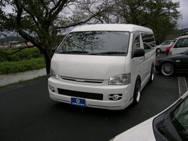 Toyota HIACE WAGON 2010 — фото автомобиля