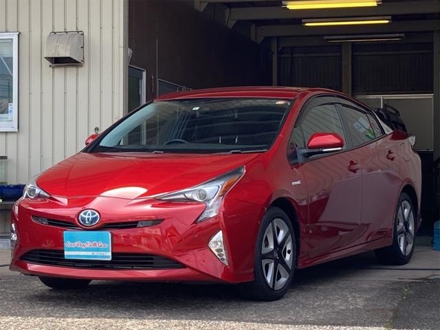 Toyota PRIUS 2016 — фото автомобиля 1