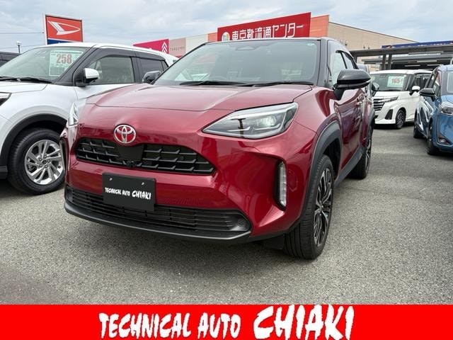Toyota YARIS CROSS 2024 — фото автомобиля