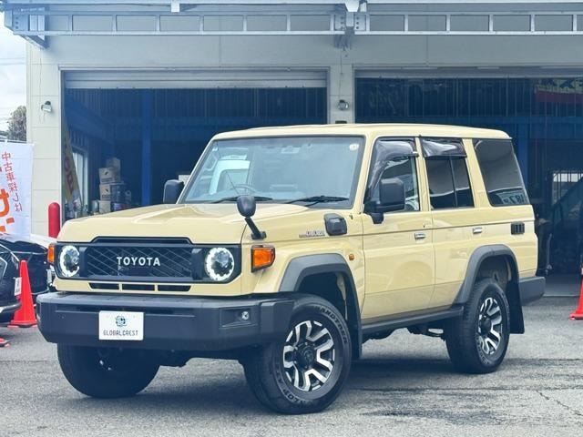 Toyota LAND CRUISER 70 2024 — фото автомобиля