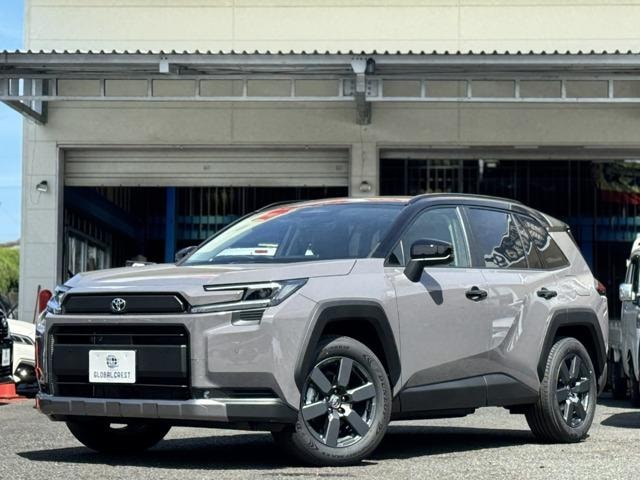 Toyota RAV4 2026 — фото автомобиля 1