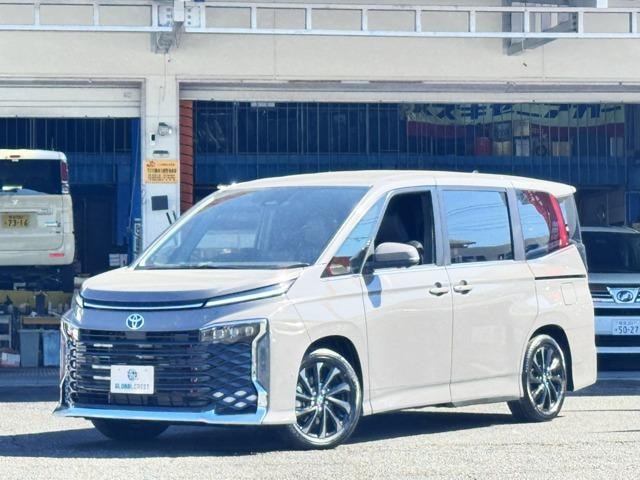 Toyota VOXY 2026 — фото автомобиля 1