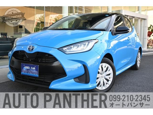 Toyota YARIS 2023 — фото автомобиля 1