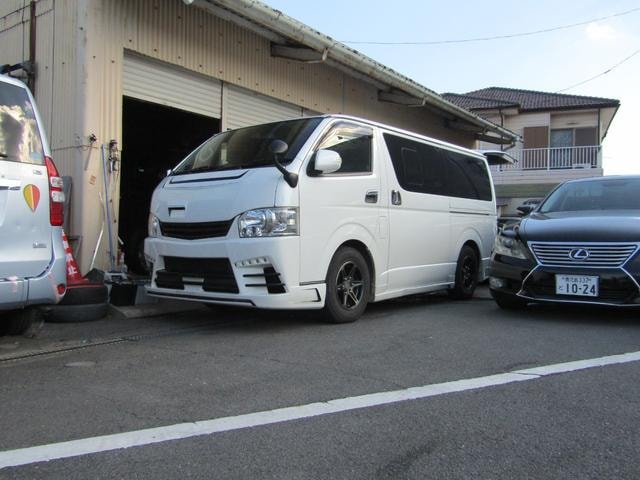 Toyota HIACE VAN 2015 — фото автомобиля 1