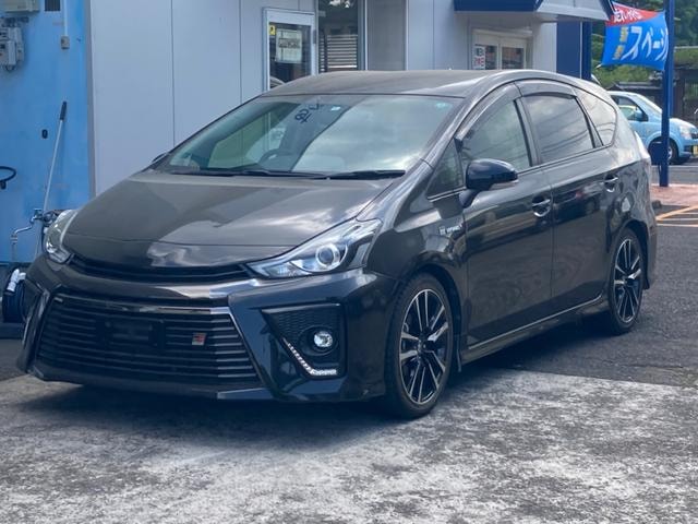 Toyota PRIUS ALPHA 2018 — фото автомобиля