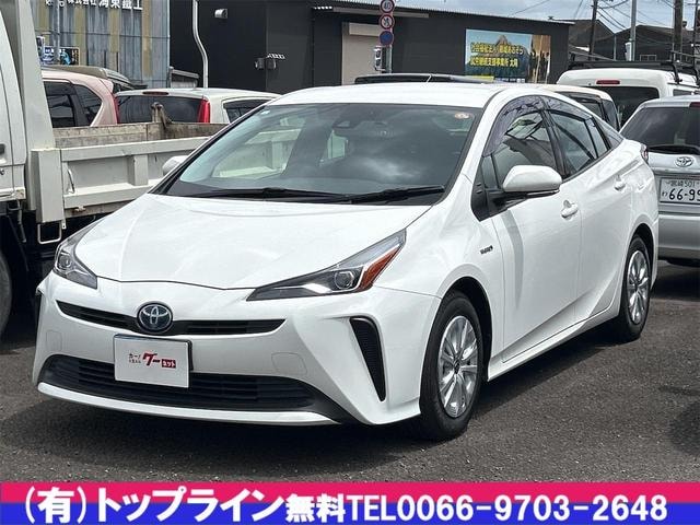 Toyota PRIUS 2019 — фото автомобиля 1