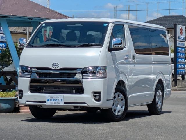 Toyota HIACE VAN 2026 — фото автомобиля 1