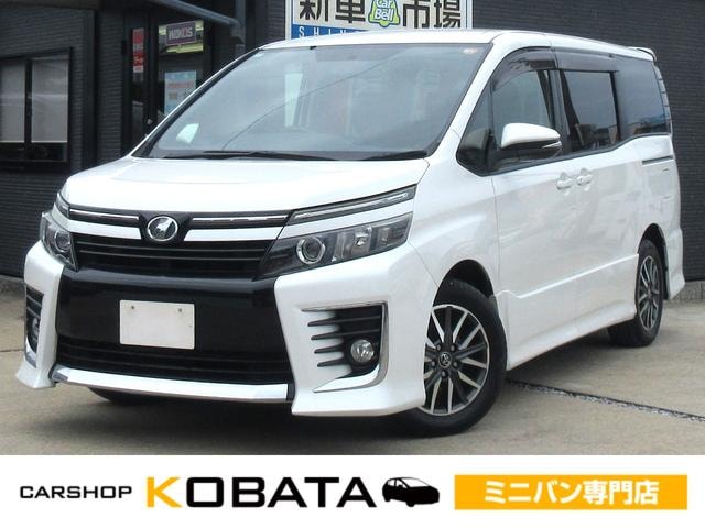 Toyota VOXY 2014 — фото автомобиля 1