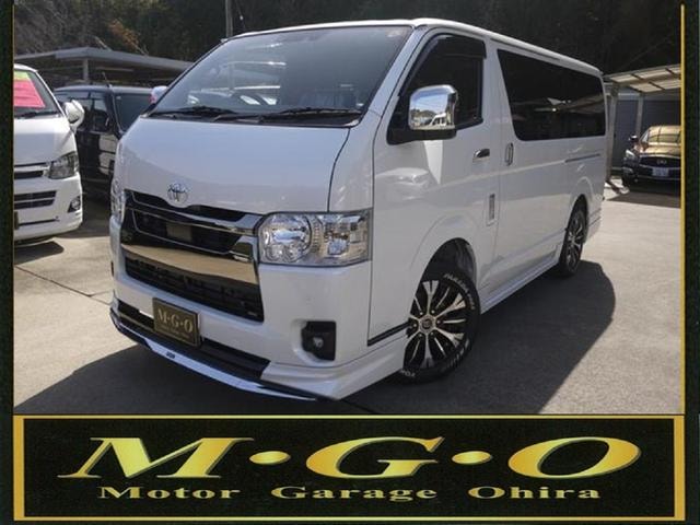 Toyota HIACE VAN 2026 — фото автомобиля 1
