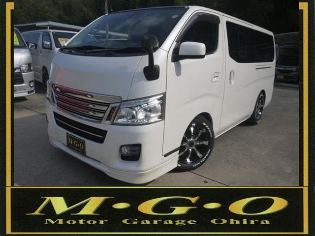 Nissan NV350CARAVAN VAN 2012 — фото автомобиля 1
