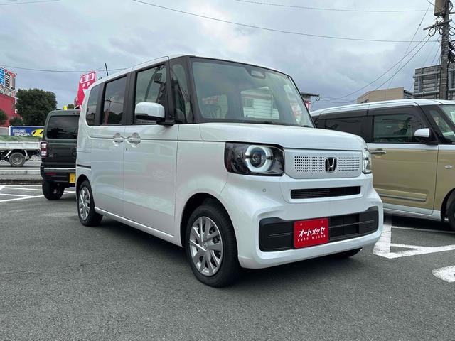 Honda N-BOX 2023 — фото автомобиля 1