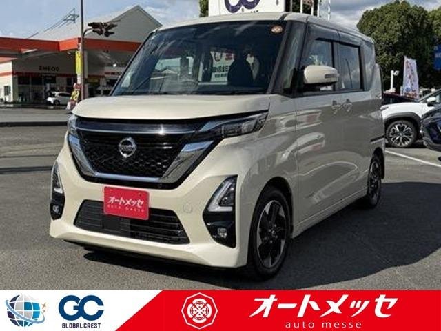 Nissan ROOX 2022 — фото автомобиля 1
