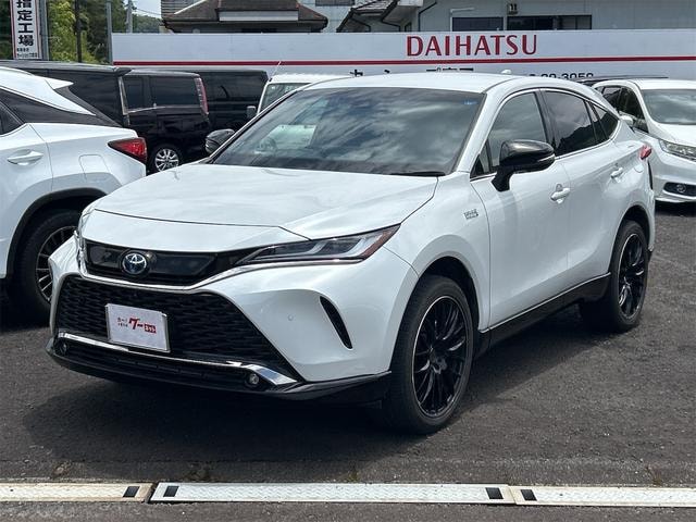 Toyota HARRIER PHEV 2023 — фото автомобиля
