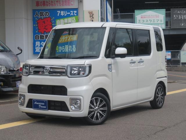 Toyota PIXIS MEGA 2019 — фото автомобиля 1