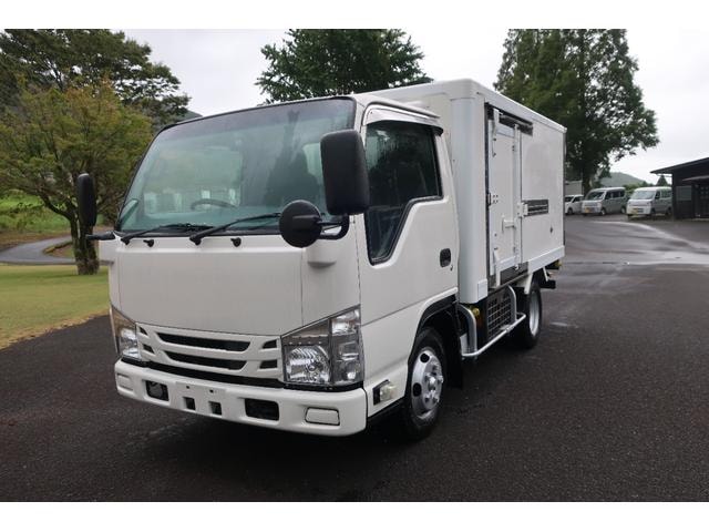 Isuzu ELF TRUCK 2016 — фото автомобиля 1