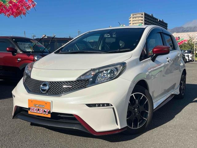 Nissan NOTE 2016 — фото автомобиля 1