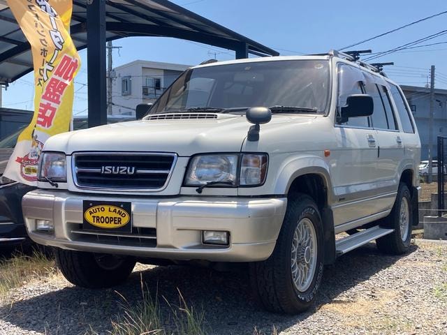 Isuzu BIGHORN 1999 — фото автомобиля