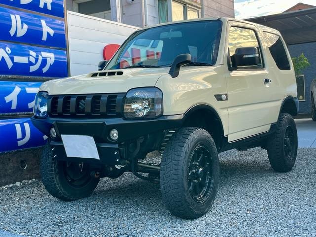 Suzuki JIMNY 2014 — фото автомобиля 1