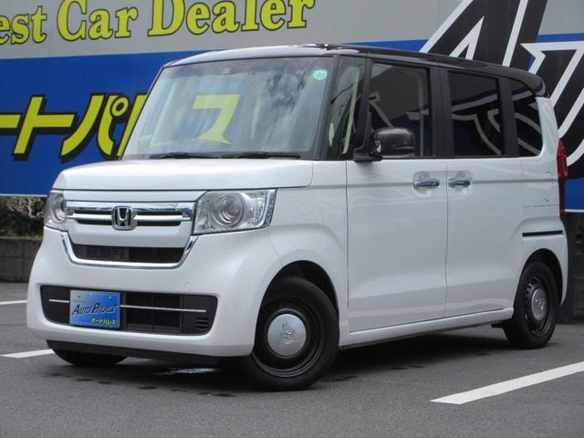 Honda N-BOX 2024 — фото автомобиля 1