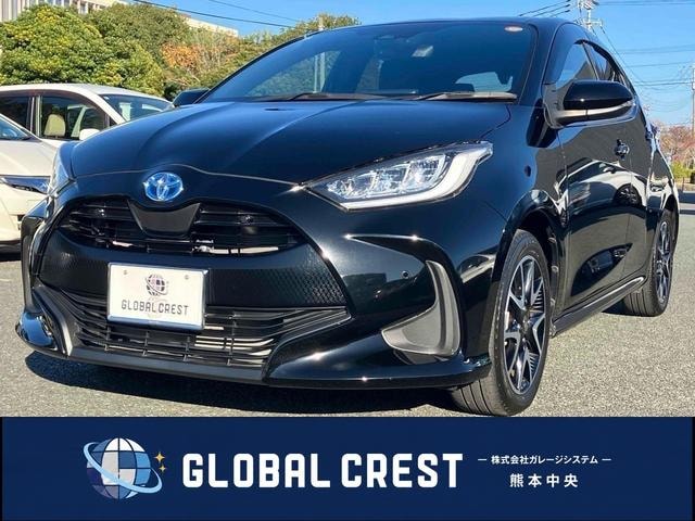 Toyota YARIS 2023 — фото автомобиля 1