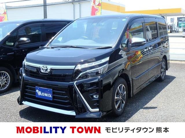 Toyota VOXY 2021 — фото автомобиля 1