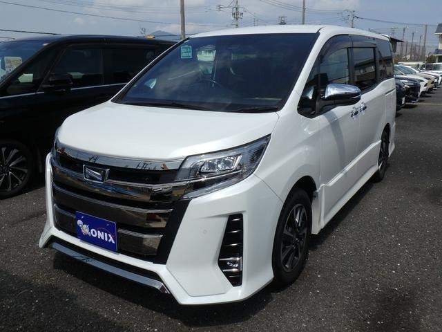 Toyota NOAH 2021 — фото автомобиля 1