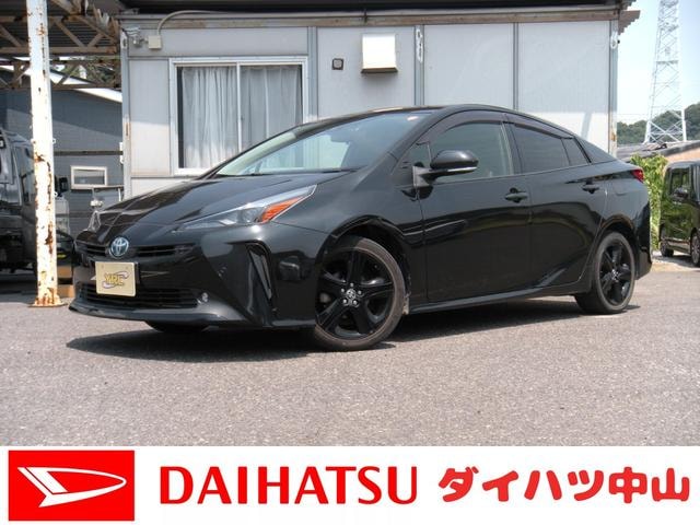 Toyota PRIUS 2022 — фото автомобиля 1