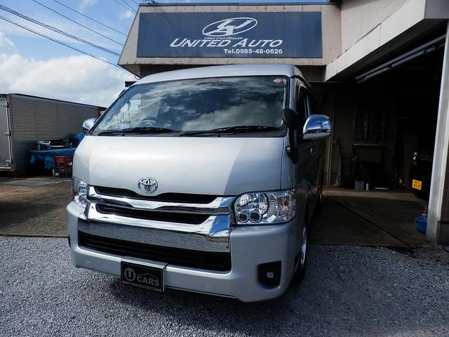 Toyota HIACE WAGON 2010 — фото автомобиля 1