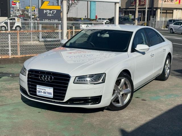 Audi A8 2014 — фото автомобиля