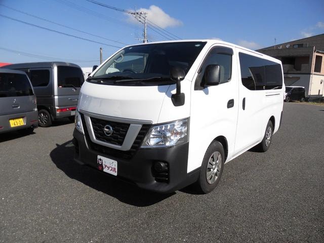 Nissan NV350CARAVAN VAN 2020 — фото автомобиля